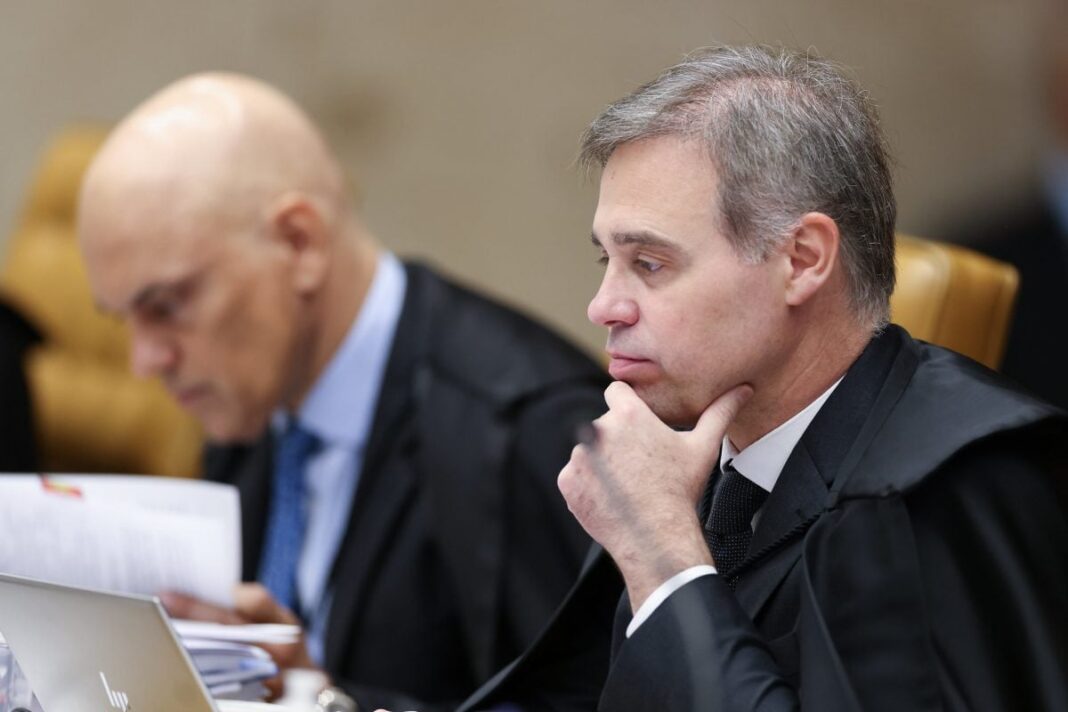 Mendonça se isola no STF em julgamentos sobre aliados de Bolsonaro – Política – CartaCapital Mendonça se isola no STF em julgamentos sobre aliados de Bolsonaro – Política – CartaCapital