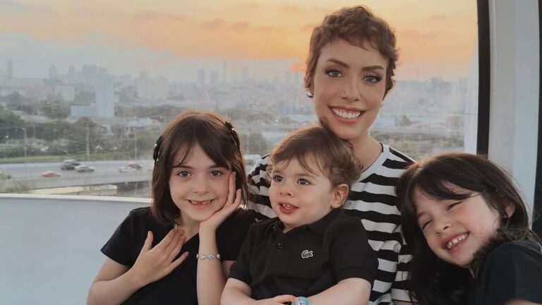 Fabiana Justus comemora passeio em família: “Sonhei em voltar“
