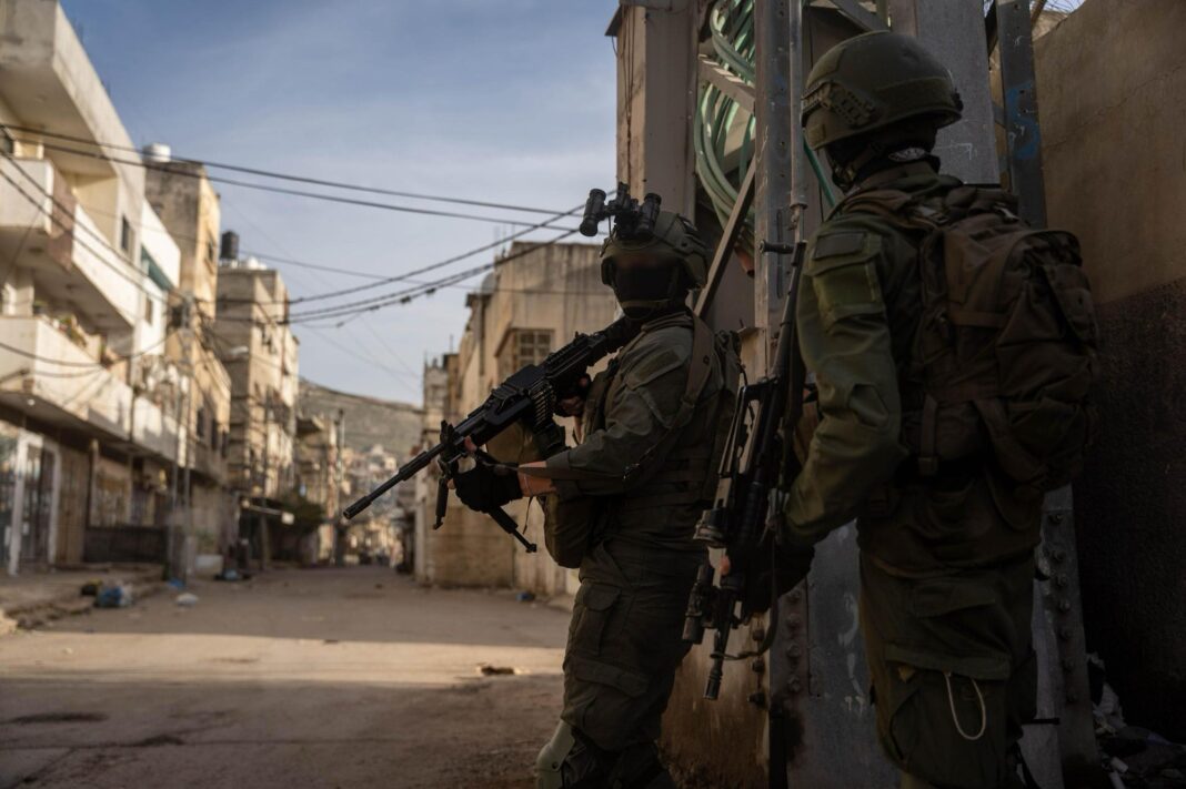 Ataques israelenses deixam 40 mortos em Gaza Ataques israelenses deixam 40 mortos em Gaza
