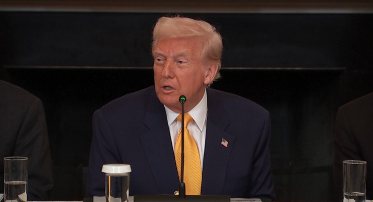 Governo Trump revoga status legal de 530 mil imigrantes nos EUA Governo Trump revoga status legal de 530 mil imigrantes nos EUA