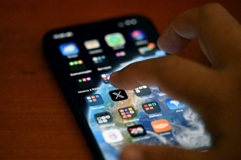 Câmara discute proibir o bloqueio de perfis de candidatos nas redes sociais – Política – CartaCapital Câmara discute proibir o bloqueio de perfis de candidatos nas redes sociais – Política – CartaCapital