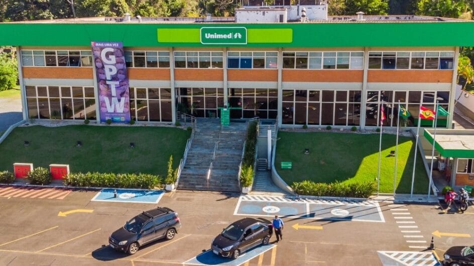 Unimed Blumenau aprova venda de prédio na Rua das Missões por R$ 11,7 milhões à prefeitura Unimed Blumenau aprova venda de prédio na Rua das Missões por R$ 11,7 milhões à prefeitura