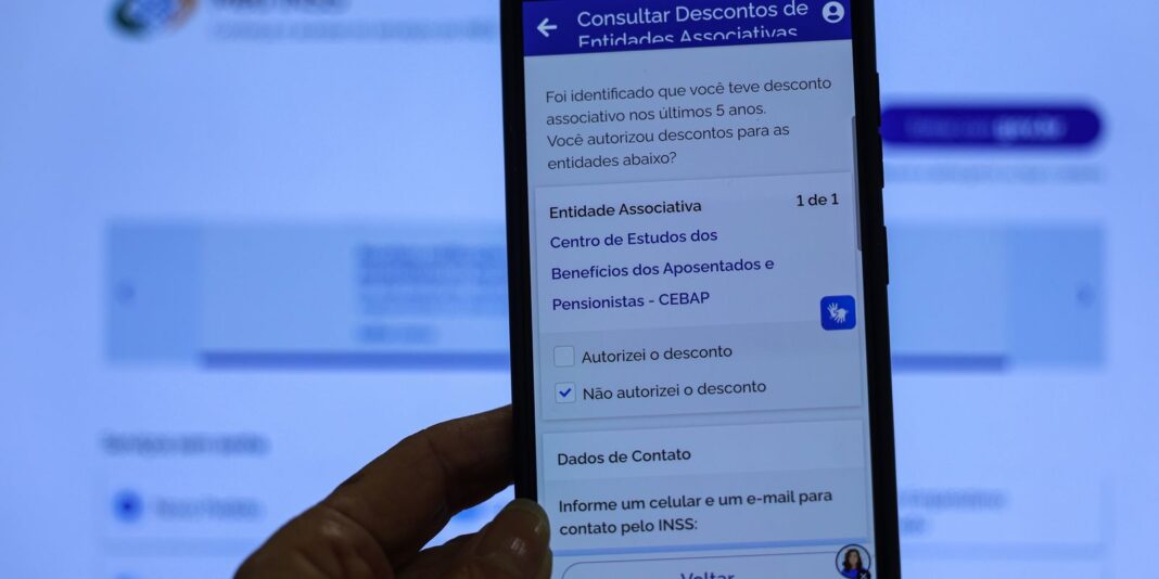 INSS começa a devolver a aposentados mensalidades associativas INSS começa a devolver a aposentados mensalidades associativas