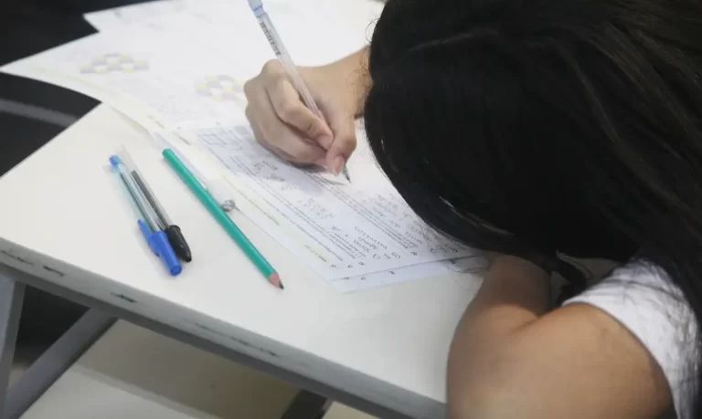 Enem 2025 terá pré-inscrição automática para alunos do 3º ano do ensino médio público Enem 2025 terá pré-inscrição automática para alunos do 3º ano do ensino médio público