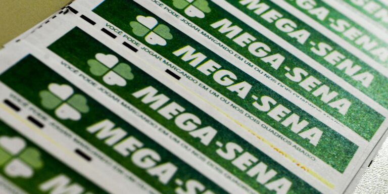 Aposta de São Paulo acerta a Mega-Sena e leva prêmio de R$ 2,7 milhões Aposta de São Paulo acerta a Mega-Sena e leva prêmio de R$ 2,7 milhões