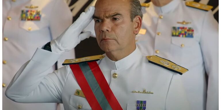 Chefe da Marinha pede dispensa como testemunha de ação do golpe