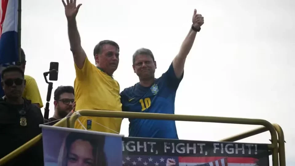 Tarcísio de Freitas defende que políticos não devem ser julgados pelo Judiciário Tarcísio de Freitas defende que políticos não devem ser julgados pelo Judiciário