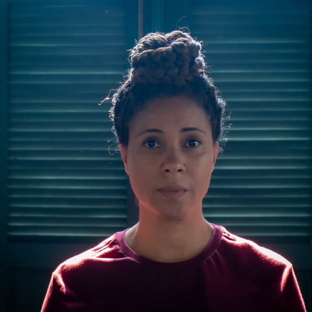 Peça fala do cotidiano nas metrópoles com situações dramáticas e tragicômicas Peça fala do cotidiano nas metrópoles com situações dramáticas e tragicômicas