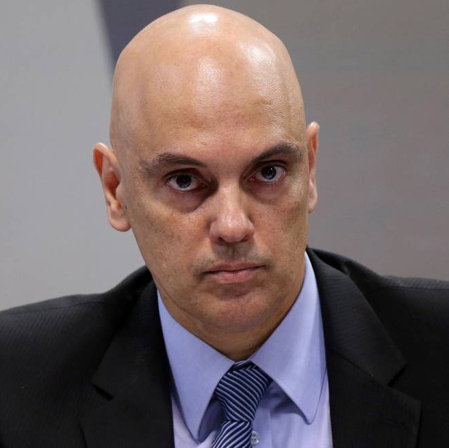Moraes nega pedido da defesa de Bolsonaro e diz que não vai admitir ‘tumulto processual’ Moraes nega pedido da defesa de Bolsonaro e diz que não vai admitir ‘tumulto processual’