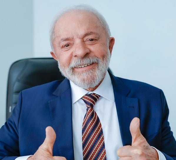 Lula se fortalece após tarifaço de Trump, e bolsonarismo cava própria cova, avalia cientista político Lula se fortalece após tarifaço de Trump, e bolsonarismo cava própria cova, avalia cientista político