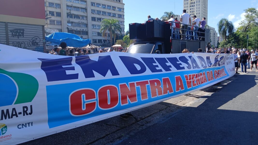 Tarifas mais caras e piora nos serviços após privatização da Cedae são temas de seminário no Rio de Janeiro Tarifas mais caras e piora nos serviços após privatização da Cedae são temas de seminário no Rio de Janeiro