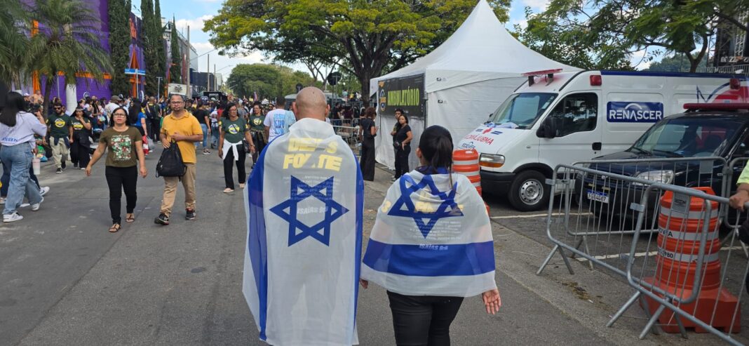 Lobby sionista no Brasil silencia críticas a Israel e coloca comunidades judaicas em risco, aponta pesquisador Lobby sionista no Brasil silencia críticas a Israel e coloca comunidades judaicas em risco, aponta pesquisador