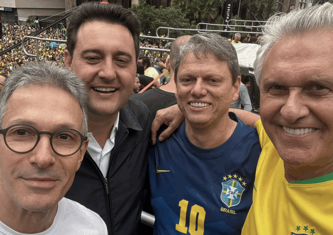 61% não votariam em candidato que prometesse anistia a Bolsonaro, diz Datafolha 61% não votariam em candidato que prometesse anistia a Bolsonaro, diz Datafolha
