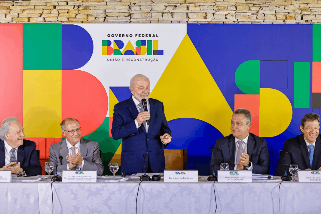 Com tarifaço na mira, Lula realiza nesta terça-feira a 2ª reunião ministerial do ano Com tarifaço na mira, Lula realiza nesta terça-feira a 2ª reunião ministerial do ano