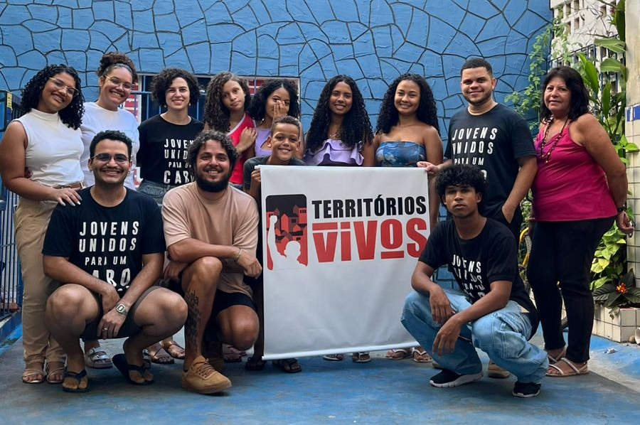 Jovens do Cabo de Santo Agostinho, município mais violento de Pernambuco, realizam encontro neste sábado para debater o problema Jovens do Cabo de Santo Agostinho, município mais violento de Pernambuco, realizam encontro neste sábado para debater o problema