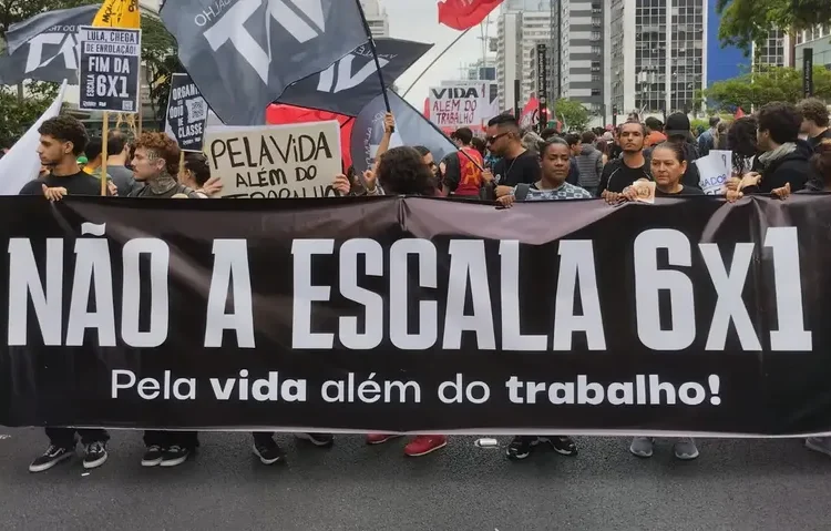 Plebiscito Popular é prorrogado até o fim de setembro como estratégia de pressão sobre o Congresso Plebiscito Popular é prorrogado até o fim de setembro como estratégia de pressão sobre o Congresso