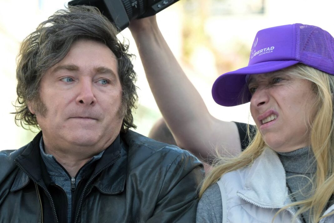 Eleições legislativas argentinas são teste para Milei, que amarga alta na desaprovação Eleições legislativas argentinas são teste para Milei, que amarga alta na desaprovação