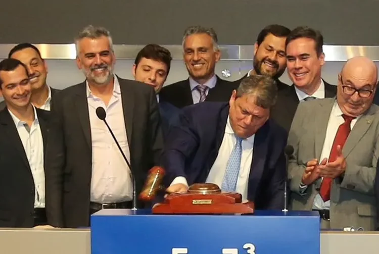 ‘Lucro acima das pessoas’: sindicalista critica fim do Serviço 710, que unia linhas do metrô em SP ‘Lucro acima das pessoas’: sindicalista critica fim do Serviço 710, que unia linhas do metrô em SP