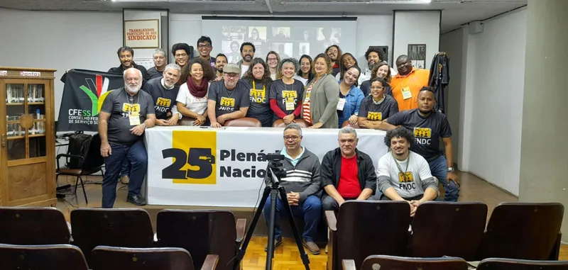 Comitê Gaúcho irá eleger delegação à 26ª Plenária do Fórum Nacional pela Democratização da Comunicação Comitê Gaúcho irá eleger delegação à 26ª Plenária do Fórum Nacional pela Democratização da Comunicação