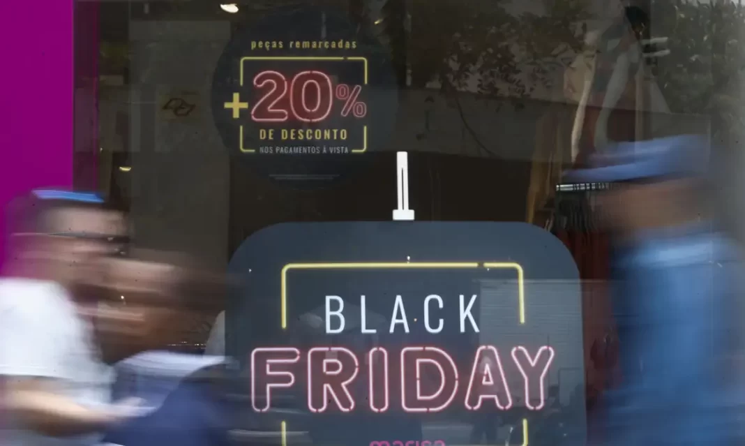 Senacon lança guia com orientações para consumidores na Black Friday Senacon lança guia com orientações para consumidores na Black Friday