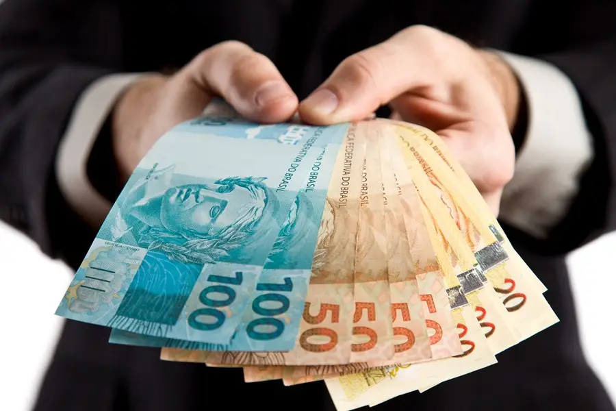 Brasil lidera ranking mundial de supersalários Brasil lidera ranking mundial de supersalários