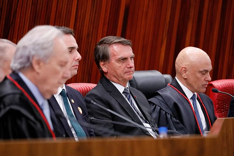 Condenados por golpe passarão por audiência de custódia hoje (26) Condenados por golpe passarão por audiência de custódia hoje (26)
