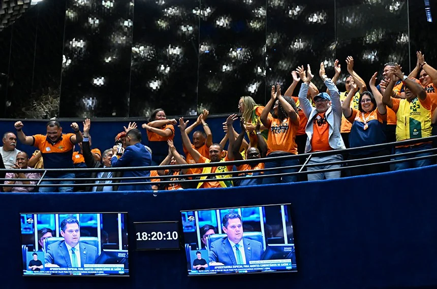 Senado aprova aposentadoria especial de agentes de saúde Senado aprova aposentadoria especial de agentes de saúde