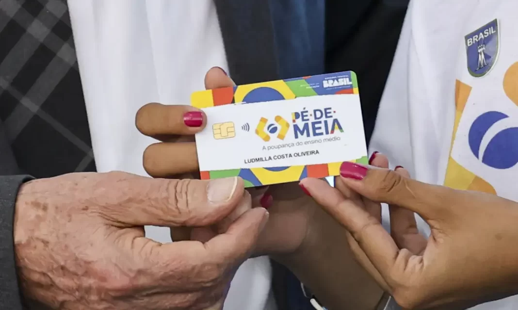 Pé-de-Meia: nascidos em maio e junho recebem 9ª parcela Pé-de-Meia: nascidos em maio e junho recebem 9ª parcela