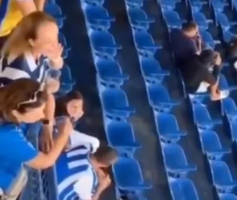 vídeo com insultos racistas em estádio leva polícia a abrir investigação em SC vídeo com insultos racistas em estádio leva polícia a abrir investigação em SC