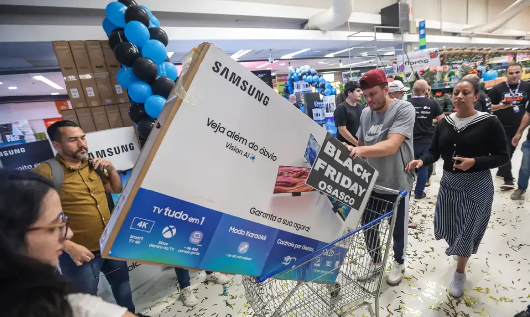 Black Friday: problemas em entregas lideram reclamações Black Friday: problemas em entregas lideram reclamações
