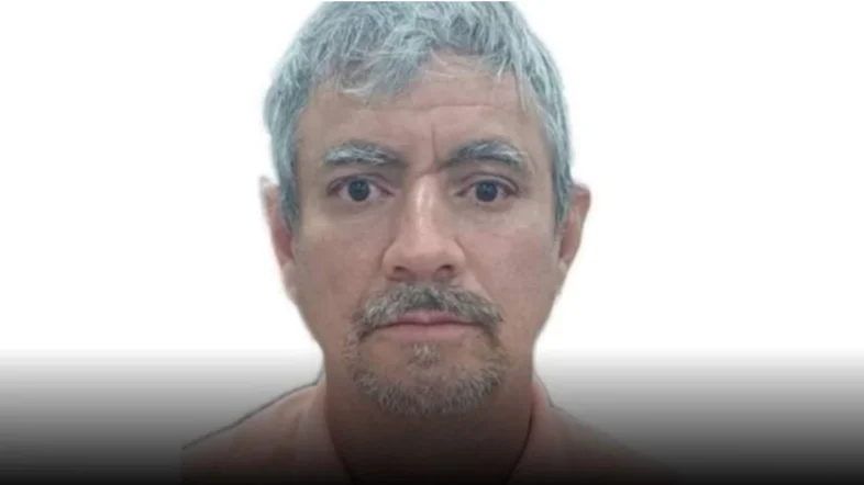 Tio de Michelle Bolsonaro é preso no DF por suspeita de envolvimento com grupo criminoso Tio de Michelle Bolsonaro é preso no DF por suspeita de envolvimento com grupo criminoso