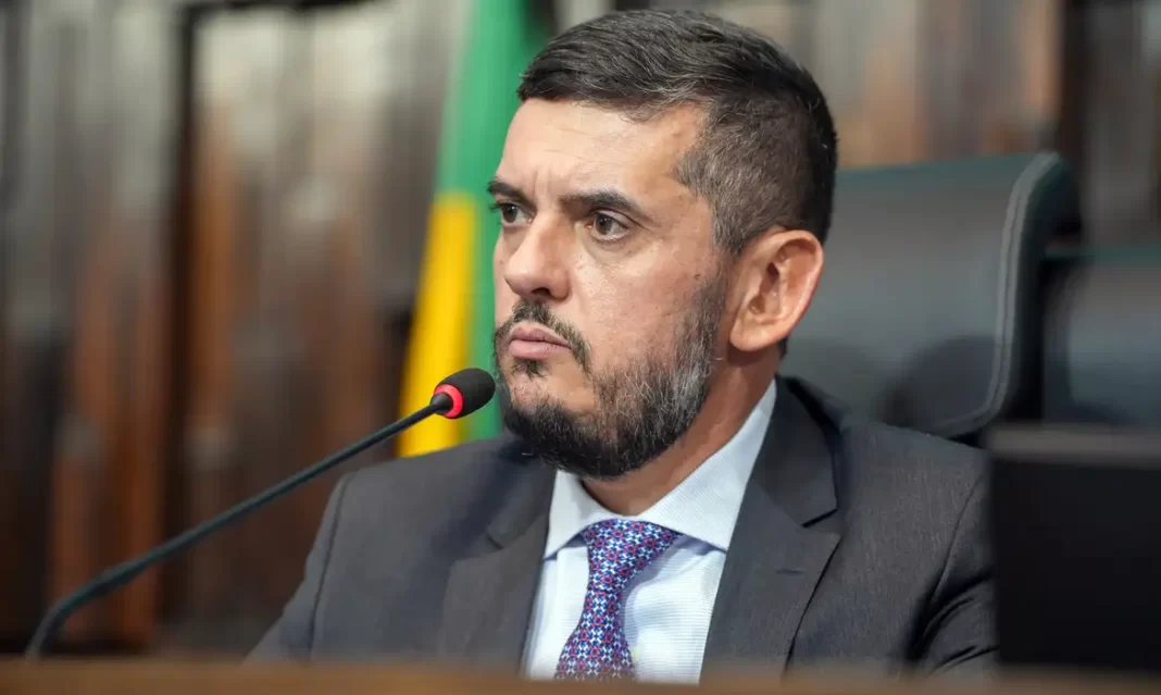 Reunião da CCJ da Alerj para avaliar prisão de Bacellar é adiada Reunião da CCJ da Alerj para avaliar prisão de Bacellar é adiada
