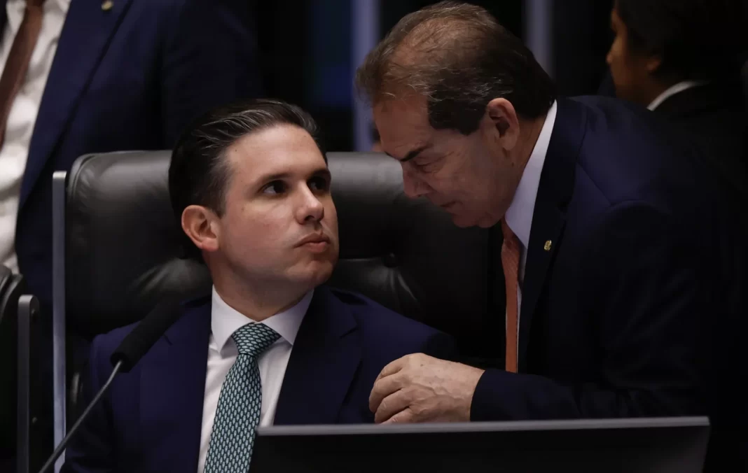 Redução de pena de Bolsonaro foi um acordo ‘com o Supremo, com tudo’ Redução de pena de Bolsonaro foi um acordo ‘com o Supremo, com tudo’