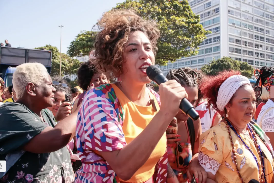 Mota suspende escolta de Talíria após críticas na Câmara Mota suspende escolta de Talíria após críticas na Câmara