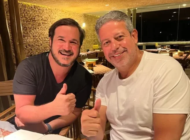 Ações da PF irritam Centrão e ampliam atrito com governo Ações da PF irritam Centrão e ampliam atrito com governo