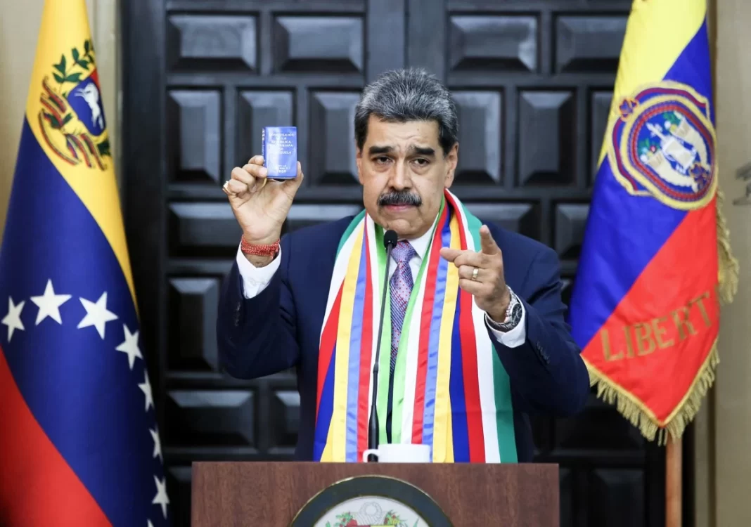 Venezuela repudia segundo ‘roubo e sequestro’ de navio petroleiro pelos EUA Venezuela repudia segundo ‘roubo e sequestro’ de navio petroleiro pelos EUA