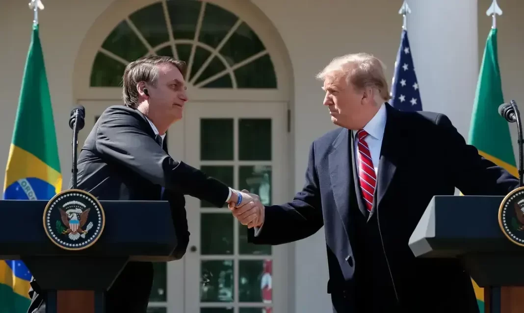 Aliado de Trump, governo Bolsonaro monitorou apoio militar de Putin para Maduro Aliado de Trump, governo Bolsonaro monitorou apoio militar de Putin para Maduro