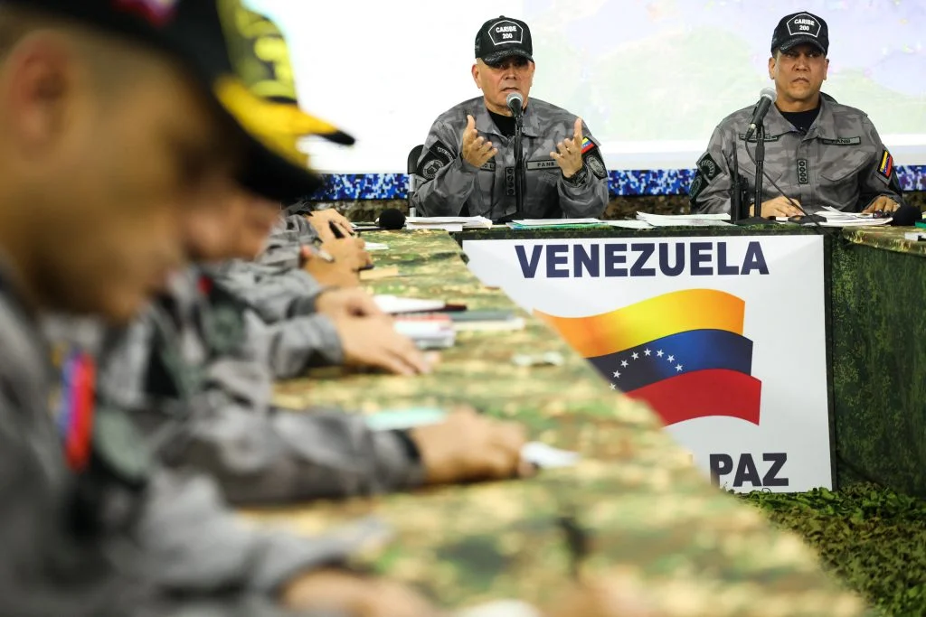 Venezuela recruta mais 5,6 mil soldados diante de ameaças dos EUA Venezuela recruta mais 5,6 mil soldados diante de ameaças dos EUA