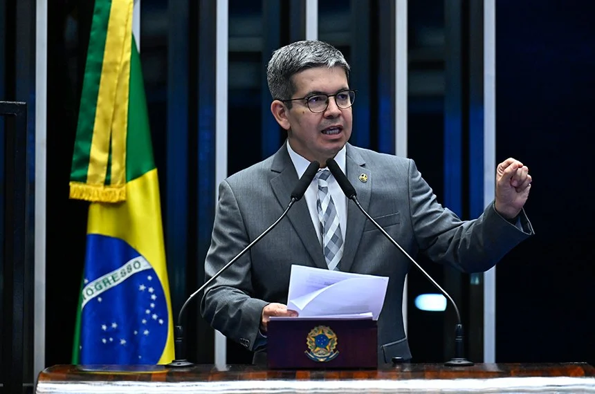 Senado aprova PL que reduz incentivos fiscais e amplia tributação para bets e fintechs Senado aprova PL que reduz incentivos fiscais e amplia tributação para bets e fintechs
