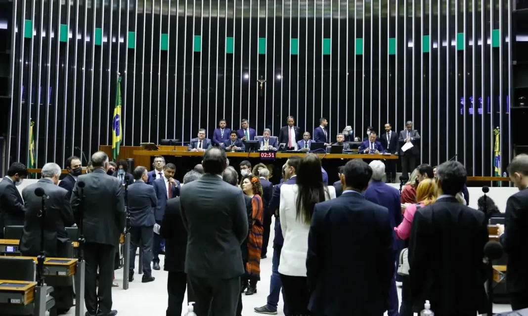 Advogada e programador lançam plataforma para monitorar emendas parlamentares Advogada e programador lançam plataforma para monitorar emendas parlamentares