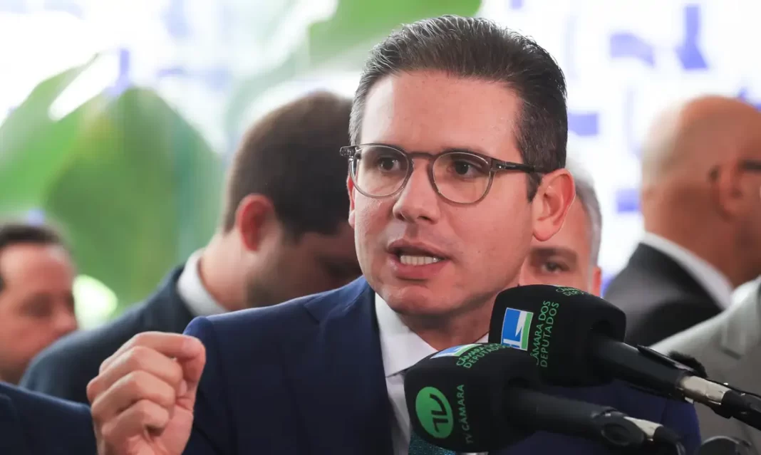 Motta critica interferência entre Poderes após blindagem a ministros do STF Motta critica interferência entre Poderes após blindagem a ministros do STF