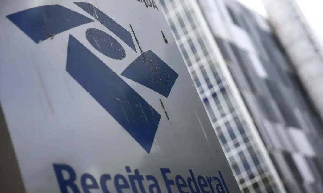 Receita alerta para falsas cobranças com nome e CPF do contribuinte Receita alerta para falsas cobranças com nome e CPF do contribuinte