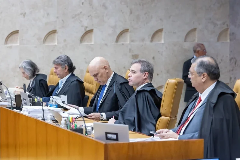 Ministros do STF aceitam redução de penas sob condição de análise caso a caso Ministros do STF aceitam redução de penas sob condição de análise caso a caso
