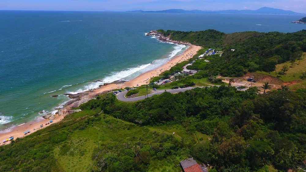 Balneário Camboriú vai proibir naturismo em praia pioneira na prática Balneário Camboriú vai proibir naturismo em praia pioneira na prática