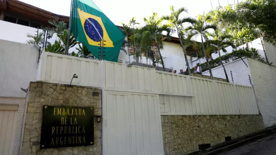 Brasil vai deixar representação da embaixada da Argentina na Venezuela Brasil vai deixar representação da embaixada da Argentina na Venezuela