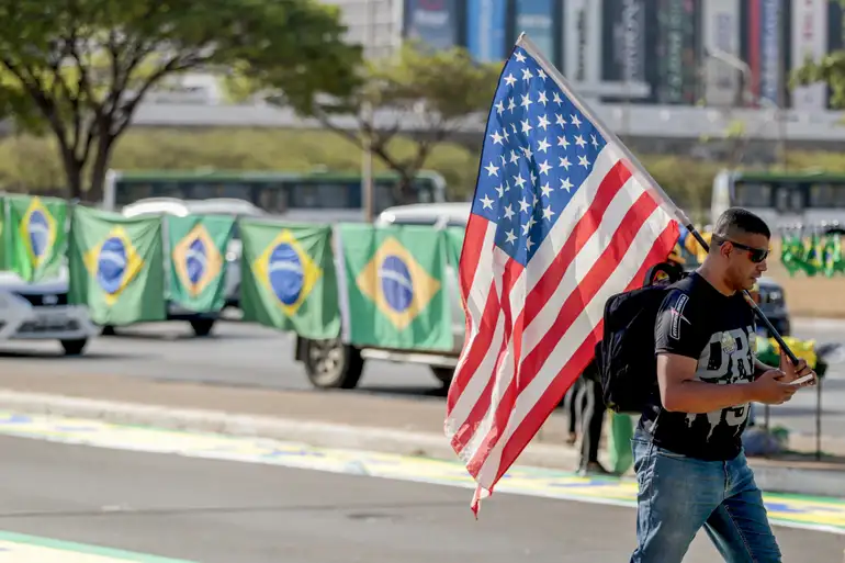 O 8 de janeiro e as pessoas mais feias do mundo O 8 de janeiro e as pessoas mais feias do mundo