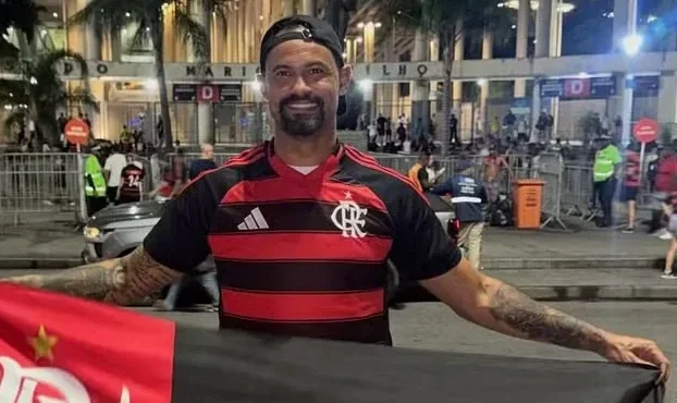 Liberdade cassada: ex-goleiro Bruno tem 5 dias para se apresentar à justiça do RJ Liberdade cassada: ex-goleiro Bruno tem 5 dias para se apresentar à justiça do RJ