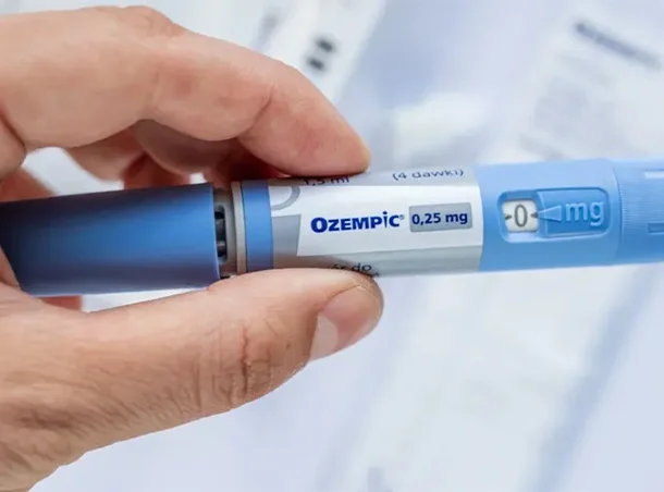 Farmacêuticas brasileiras buscam tecnologia indiana para fabricação de canetas emagrecedoras Farmacêuticas brasileiras buscam tecnologia indiana para fabricação de canetas emagrecedoras