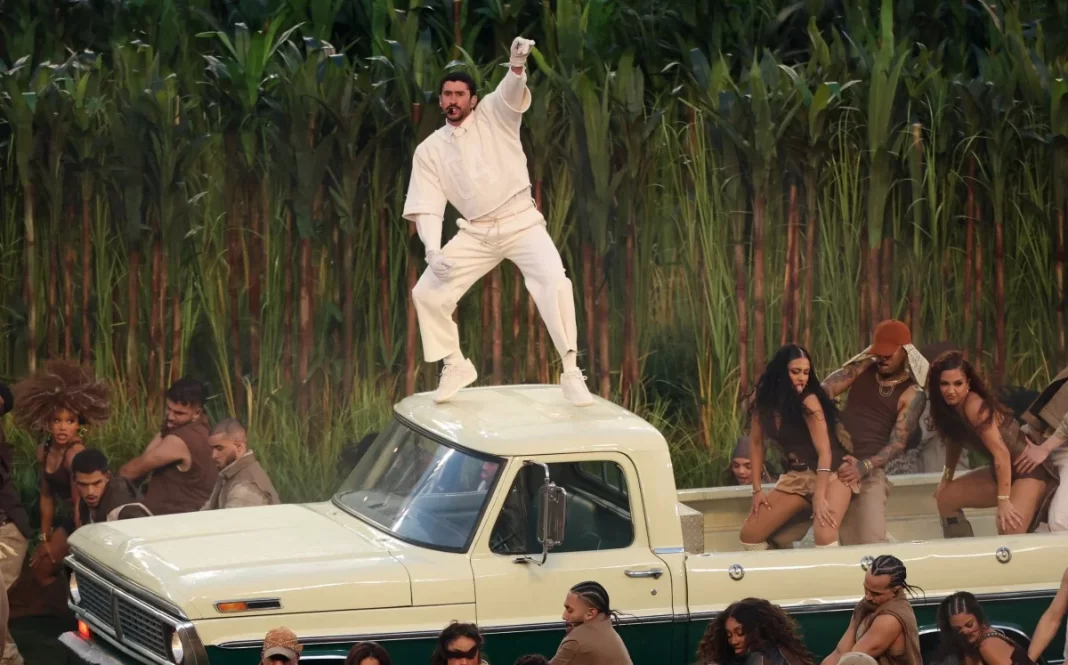 Em artigo, Celso de Mello exalta show de Bad Bunny e critica política migratória de Trump Em artigo, Celso de Mello exalta show de Bad Bunny e critica política migratória de Trump