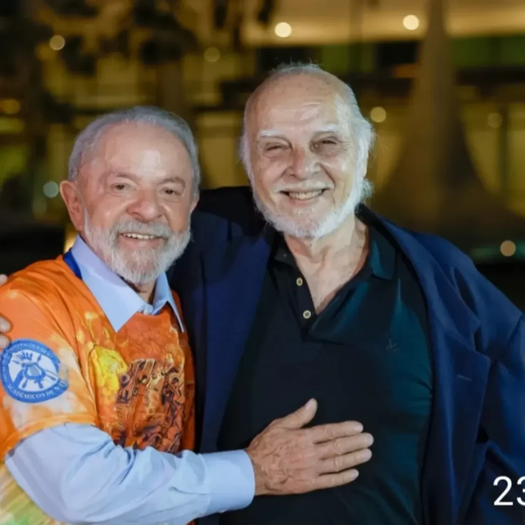 ‘Não é propaganda, é narrativa histórica’, diz autor de samba em homenagem a Lula ‘Não é propaganda, é narrativa histórica’, diz autor de samba em homenagem a Lula